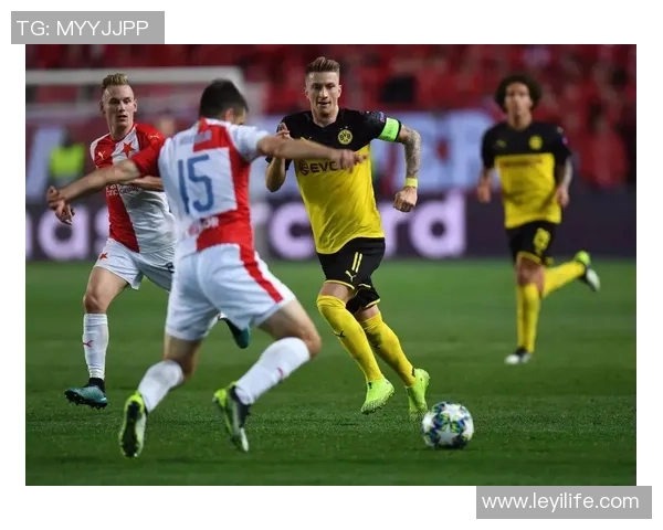 世界杯精彩对决多特蒙德与尤文图斯战成平局逆转瞬间引发全场热烈反响