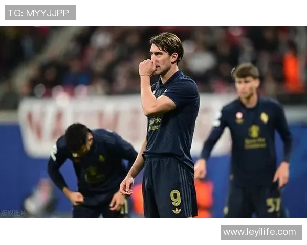 意甲激战本菲卡逆转莱比锡全场沸腾瞬间回顾