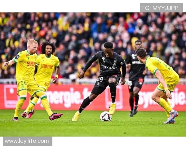 英超大战曼联狂胜莱比锡五球神扑瞬间点燃全场激情