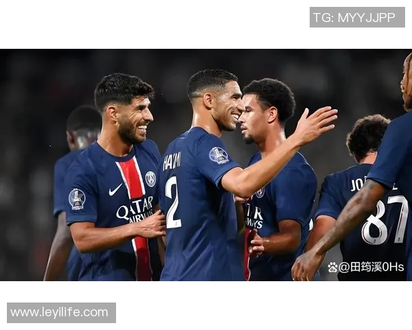巴黎圣日耳曼小胜尤文图斯友谊赛精彩瞬间回顾与分析