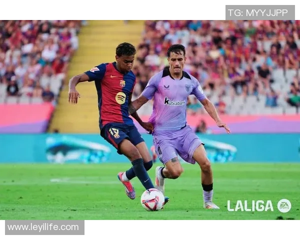 西甲焦点战切尔西与巴萨激战成平局帽子戏法引发全场热议