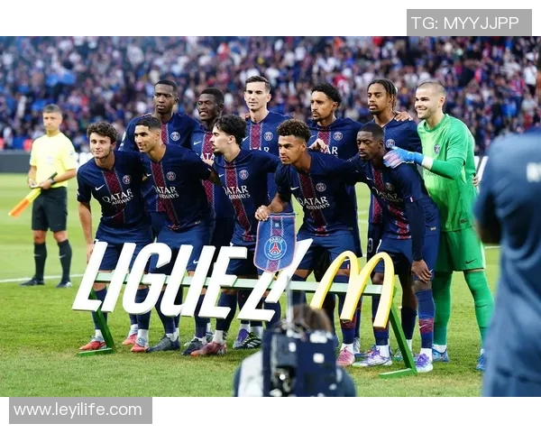 欧联杯精彩对决里昂与巴黎圣日耳曼战平引发全场热烈反响与数据分析