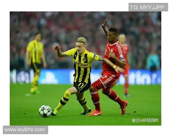 意甲激战：多特蒙德与马竞战成平局争议判罚引发全场热议