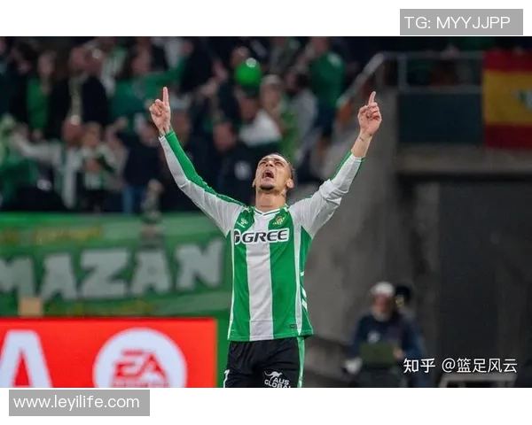 欧联杯精彩对决本菲卡与波尔图战成平局帽子戏法引发全场热烈反响